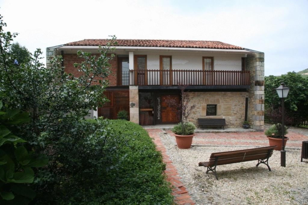 Posada Los Calderones Santillana del Mar Exterior photo
